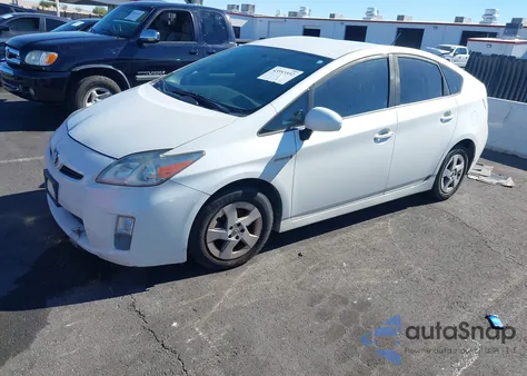 2011 Toyota Prius Three z USA, uszkodzony, nr VIN JTDKN3DU5B0268361